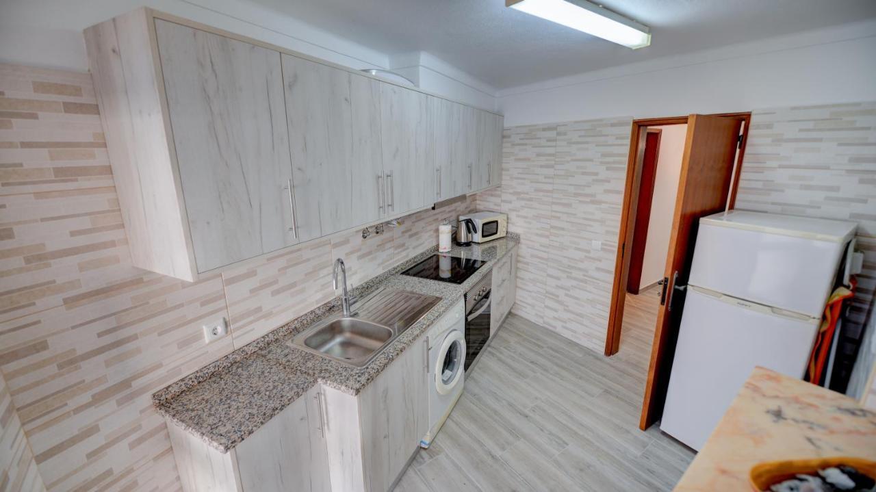 Prainha Beach Apartment Praia Da Luz Exterior photo