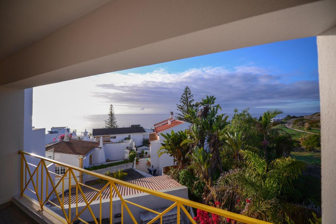 Prainha Beach Apartment Praia Da Luz Exterior photo